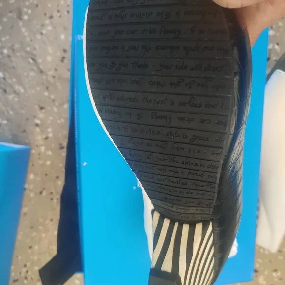 John fluevog Lexi shoes size 12W 10M New - Picture 4 of 4